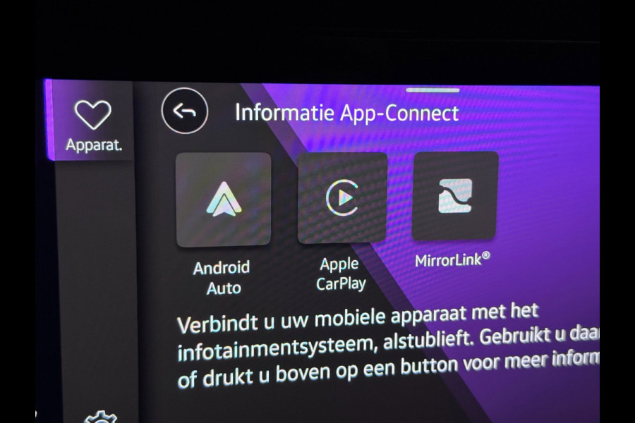 Volkswagen Golf 1.5 eTSI R-Line PANO | HARMAN KARDON | HEAD UP | IQ LIGHT