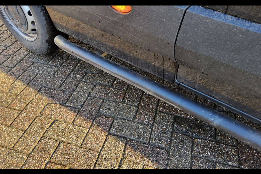 Renault Master 170.35 L3H2 - V-33-HXT - GESLOTEN - ZWART METALLIC - EURO 6