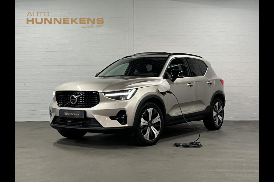 Volvo XC40 1.5 T5 Plug-in hybrid Ultimate Dark Open dak | Adapt. Cruise | 360 camera | Stuur-/stoelverwarming | Harman/Kardon | Leder | Carplay