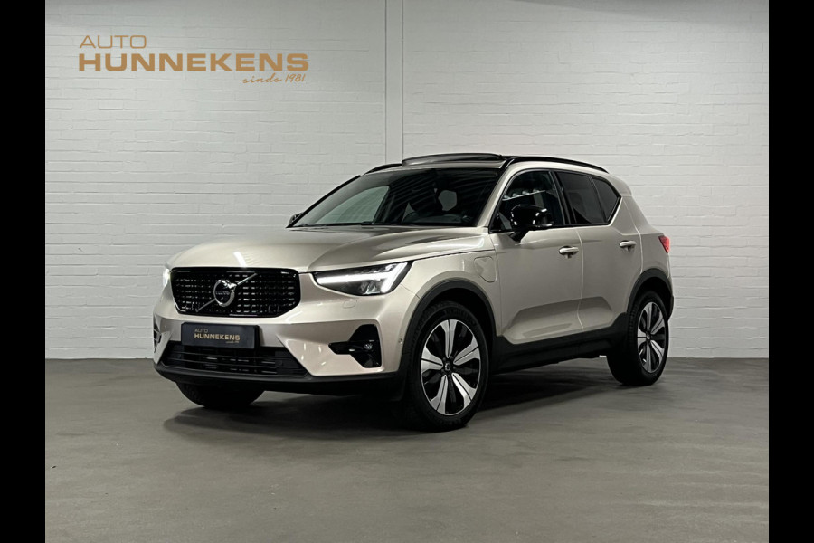 Volvo XC40 1.5 T5 Plug-in hybrid Ultimate Dark Open dak | Adapt. Cruise | 360 camera | Stuur-/stoelverwarming | Harman/Kardon | Leder | Carplay