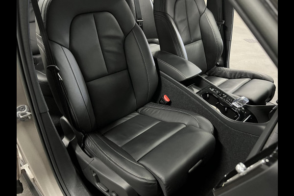 Volvo XC40 1.5 T5 Plug-in hybrid Ultimate Dark Open dak | Adapt. Cruise | 360 camera | Stuur-/stoelverwarming | Harman/Kardon | Leder | Carplay