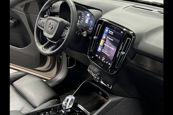 Volvo XC40 1.5 T5 Plug-in hybrid Ultimate Dark Open dak | Adapt. Cruise | 360 camera | Stuur-/stoelverwarming | Harman/Kardon | Leder | Carplay