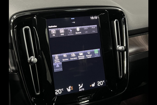 Volvo XC40 1.5 T5 Plug-in hybrid Ultimate Dark Open dak | Adapt. Cruise | 360 camera | Stuur-/stoelverwarming | Harman/Kardon | Leder | Carplay