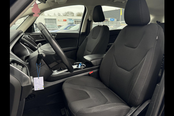 Ford S-Max 1.5 Titanium 7p. STOELVERWARMING | NAVI | TREKHAAK