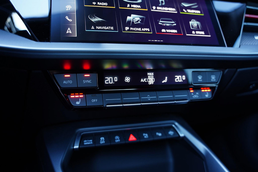 Audi RS 3 SPORTBACK 2.5 TFSI Quattro Panorama / SONOS 3D / Magnetic Ride