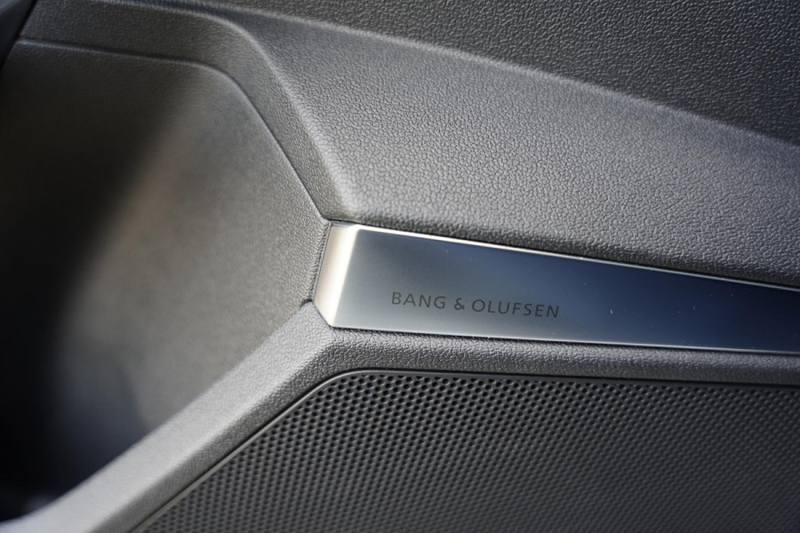 Audi A3 Sportback 35 TFSI S edition / B&O / RS-Seats / Panorama Dak