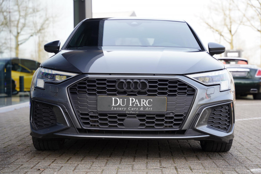 Audi A3 Sportback 35 TFSI S edition / B&O / RS-Seats / Panorama Dak