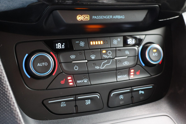 Ford Transit Connect 1.5 EcoBlue L2 120 PK Limited AUT | Bi-Xenon | Camera | CarPlay | Navigatie | Climatronic | Inklapbare spiegels | Trekhaak | DAB | NL Auto | NAP Logisch | Nieuwe APK | Euro 6