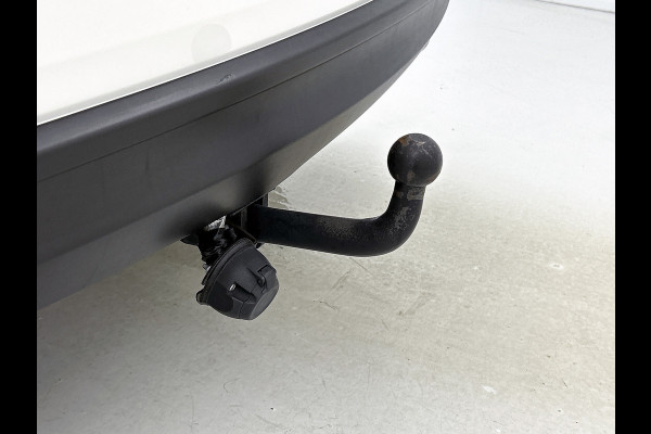 Mazda CX-5 2.0 SkyActiv-G 165 TS EXPORT PRICE!/ LEES TEKST (Navi, Trekhaak, Climate Con, Cruise Con, Etc)