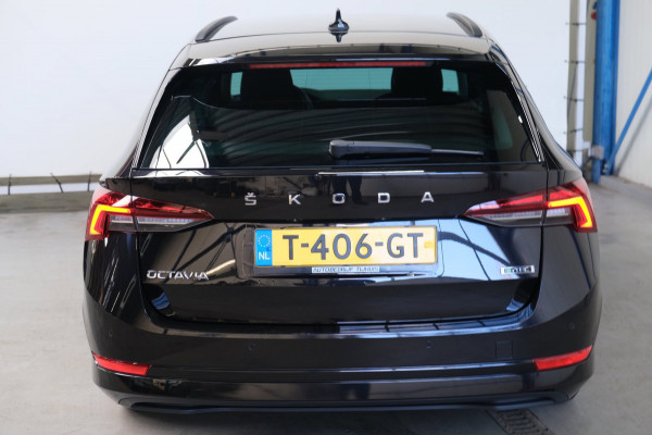 Škoda Octavia Combi 1.0 e-TSI Ambition Automaat - N.A.P. Airco, Cruise, Navi, PDC, Carplay, Virtual Cockpit.