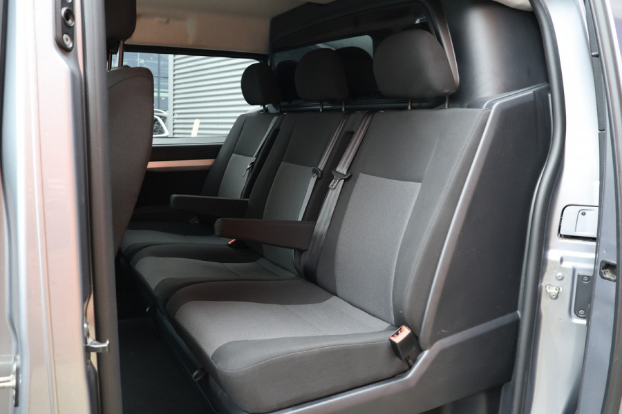 Peugeot Expert 2.0 BlueHDI Long DC | Dubbel cabine | Navigatie | CarPlay | Camera | L+R Schuifdeur | DAB | Keyless Entry | 5-Zitter | Cruise control | Nieuwe APK | Euro 6