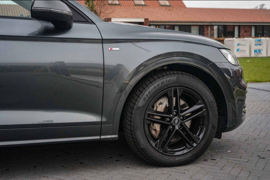 Audi Q5 Competition 55 TFSI e Quattro 367PK Pano/ACC/B&O/Lucht/RS-zetels