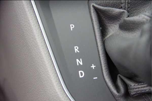 MAN TGE 3.180 35 2.0 177PK AUT. 3-ZITS, LED, TREKHAAK, GEV. STOEL, CAMERA, CRUISE, AIRCO, PARKEERSENSOREN, CARPLAY