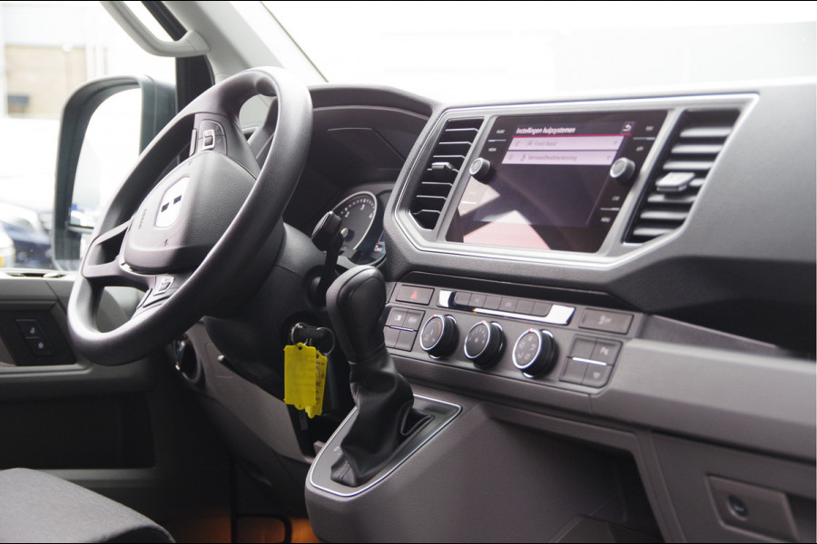 MAN TGE 3.180 35 2.0 177PK AUT. 3-ZITS, LED, TREKHAAK, GEV. STOEL, CAMERA, CRUISE, AIRCO, PARKEERSENSOREN, CARPLAY