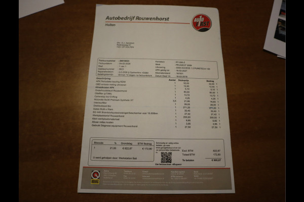 Peugeot 3008 1.2 PureTech Allure Nieuwe D-riem/ All-season banden/ Keurige auto