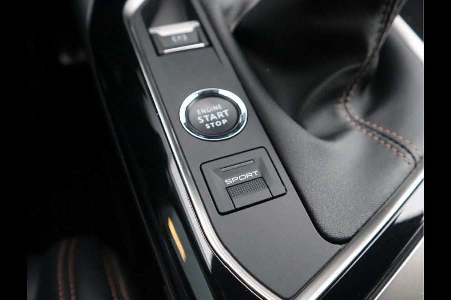 Peugeot 3008 1.2 PureTech GT Line Navi /Trekh / Pdc / Keyless / Stoelverw / Cruise / Carplay  Recent D-riem verv !