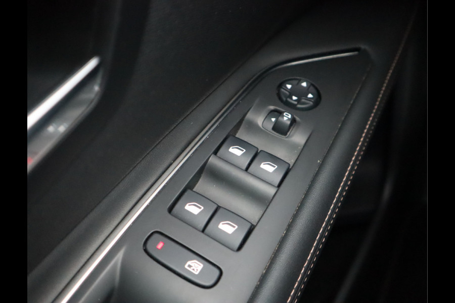 Peugeot 3008 1.2 PureTech GT Line Navi /Trekh / Pdc / Keyless / Stoelverw / Cruise / Carplay  Recent D-riem verv !