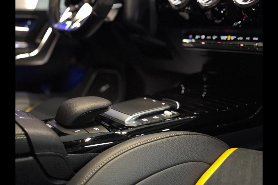 Mercedes-Benz CLA-Klasse Shooting Brake AMG 45 S 4MATIC+ PANO | SCHAALSTOELEN | BURMESTER | HUD