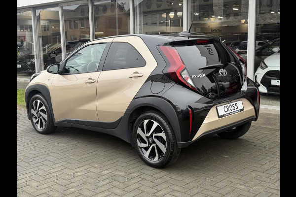 Toyota Aygo X 1.0 VVT-i MT Pulse Bi-tone | Ginger beige, 17 inch, Privacy glass, Apple CarPlay/Android auto, Airconditioning, Parkeercamera