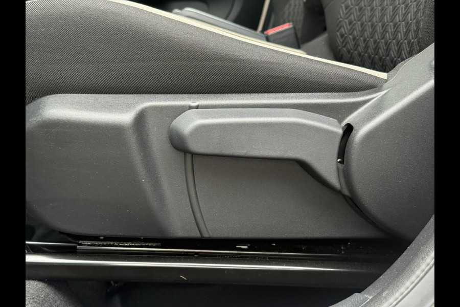 Toyota Aygo X 1.0 VVT-i MT Pulse Bi-tone | Ginger beige, 17 inch, Privacy glass, Apple CarPlay/Android auto, Airconditioning, Parkeercamera