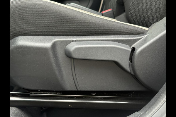 Toyota Aygo X 1.0 VVT-i MT Pulse Bi-tone | Ginger beige, 17 inch, Privacy glass, Apple CarPlay/Android auto, Airconditioning, Parkeercamera