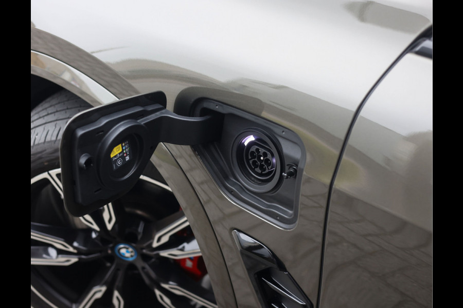 BMW X5 50e xDrive | Pano - Trekhaak - HUD