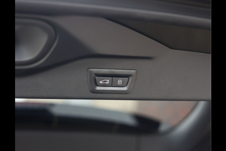 BMW X5 50e xDrive | Pano - Trekhaak - HUD
