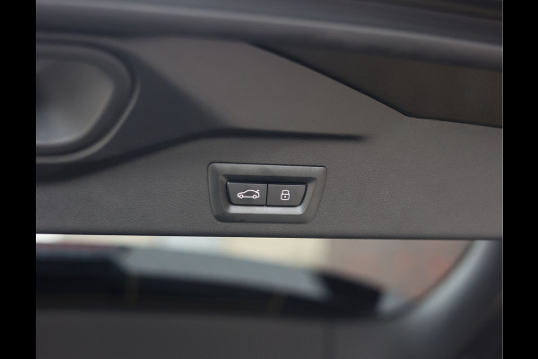 BMW X5 50e xDrive | Pano - Trekhaak - HUD