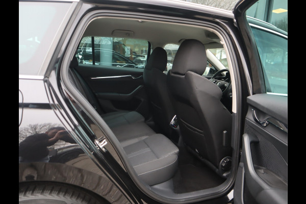 Škoda Octavia Combi 1.0 e-TSI Business Edition Plus Navi / Elek achterklep / Caplay / Climate / Automaat Btw auto