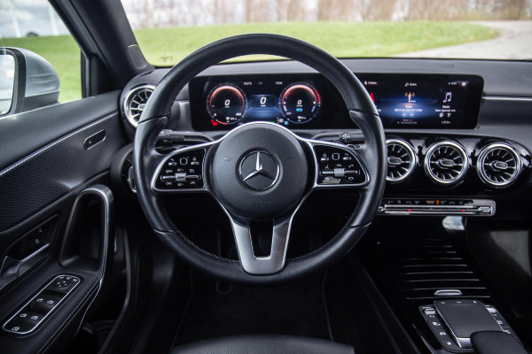 Mercedes-Benz A-Klasse 250 e Business Solution Luxury Limited CARPLAY / LEER / CAMERA / AUTOMAAT