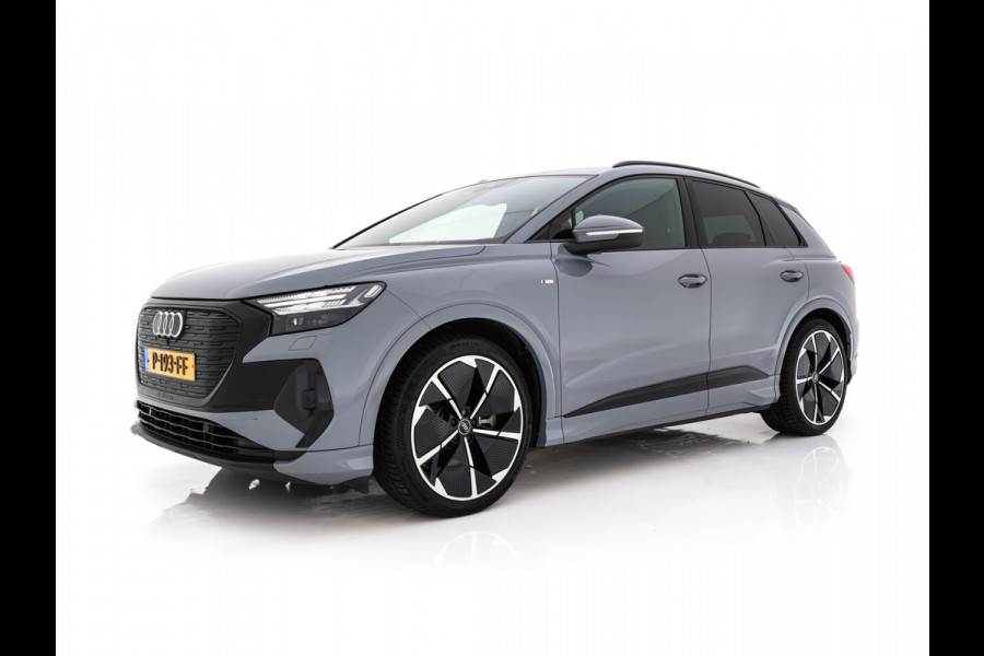 Audi Q4 e-tron 40 Launch edition S Competition 77 kWh [ 3-Fase ] {SOH-93%} (INCL-BTW) *HEATPUMP | LEATHER-FABRIC | MATRIX-LED | ADAPTIVE-CRUISE | HEATED-SPORTSEATS | AMBIENTLIGHT | DIGI-COCKPIT | CAMERA | KEYLESS | DAB+ | NAVI-FULLMAP | TOWBAR | PRIVACYGLASS | 21"AL