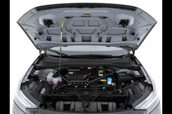 Audi Q4 e-tron 40 Launch edition S Competition 77 kWh [ 3-Fase ] {SOH-93%} (INCL-BTW) *HEATPUMP | LEATHER-FABRIC | MATRIX-LED | ADAPTIVE-CRUISE | HEATED-SPORTSEATS | AMBIENTLIGHT | DIGI-COCKPIT | CAMERA | KEYLESS | DAB+ | NAVI-FULLMAP | TOWBAR | PRIVACYGLASS | 21"AL