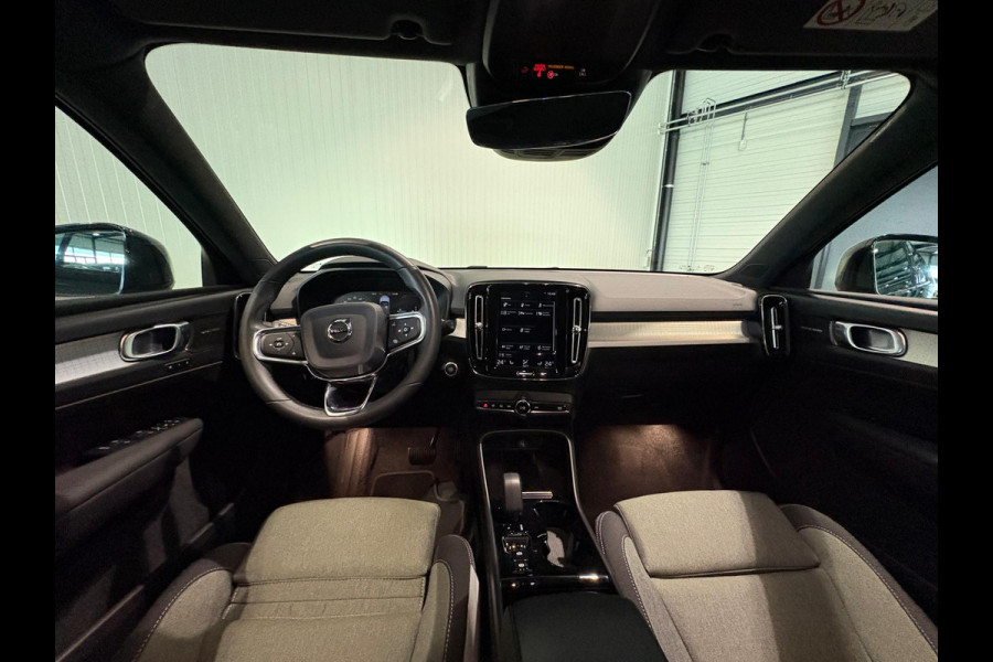 Volvo XC40 T4 Aut. Plug-in Hybrid Plus Dark Stoel+Stuurverwarming Parkeercamera 211pk