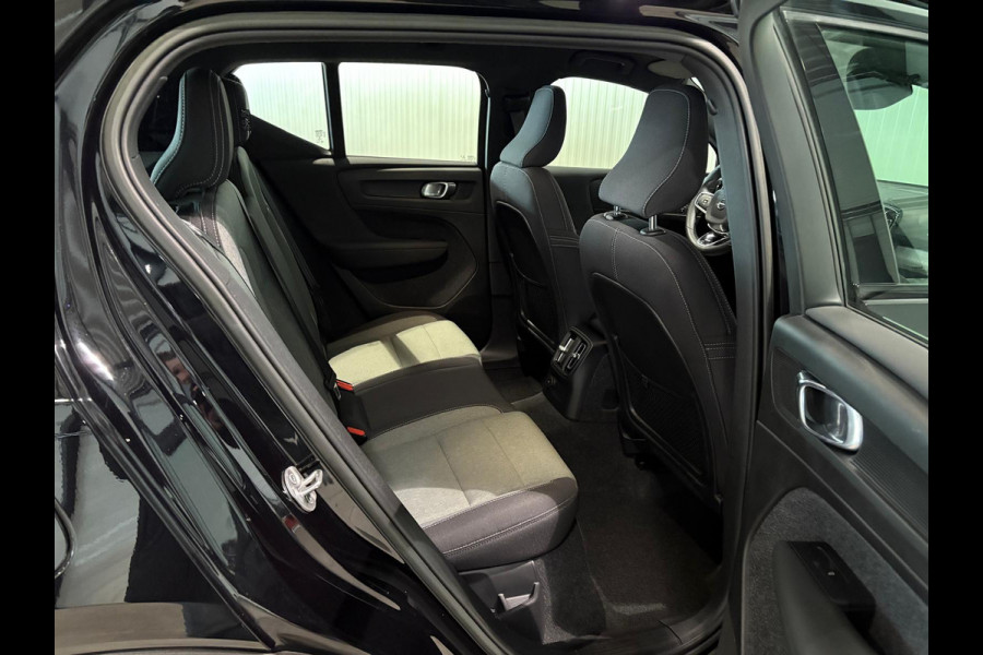 Volvo XC40 T4 Aut. Plug-in Hybrid Plus Dark Stoel+Stuurverwarming Parkeercamera 211pk