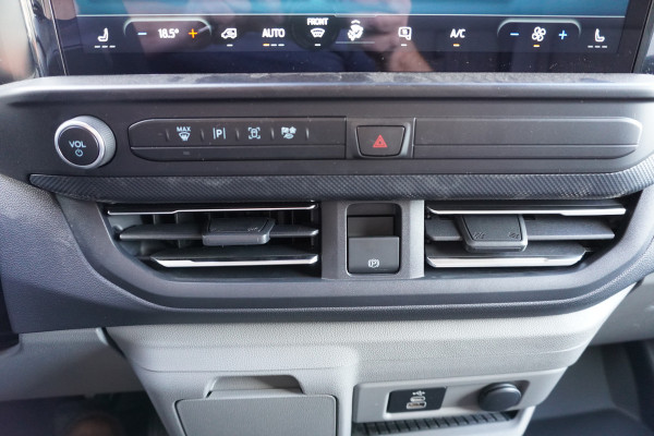 Ford Transit Custom 320L 2.0 TDCI 170PK L2H1 Limited Automaat Climate | Adap.Cruise | Navi | Camera