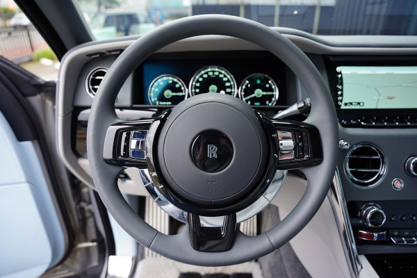 Rolls-Royce Cullinan 6.75 V12 / Bespoke Audio / Starlight / Twin-Coachline