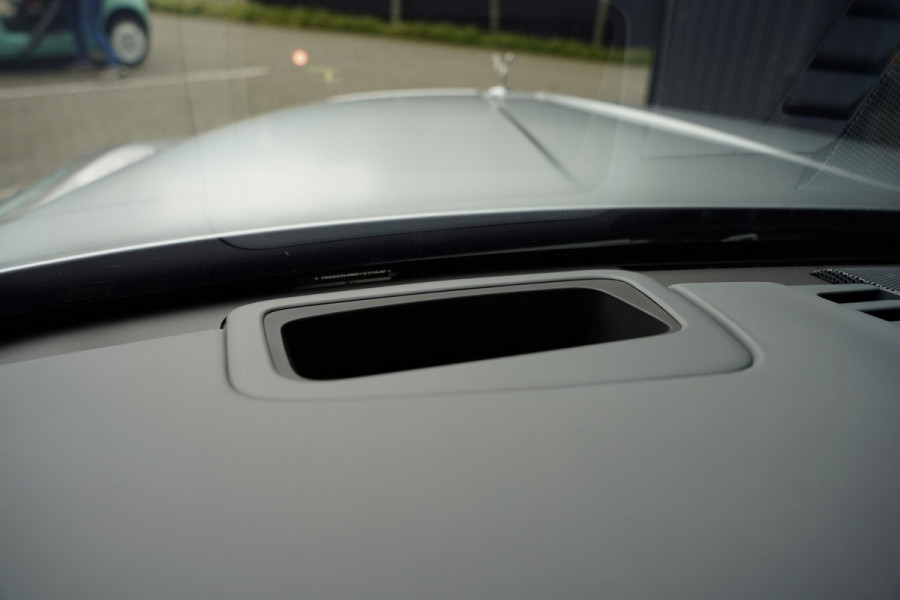 Rolls-Royce Cullinan 6.75 V12 / Bespoke Audio / Starlight / Twin-Coachline