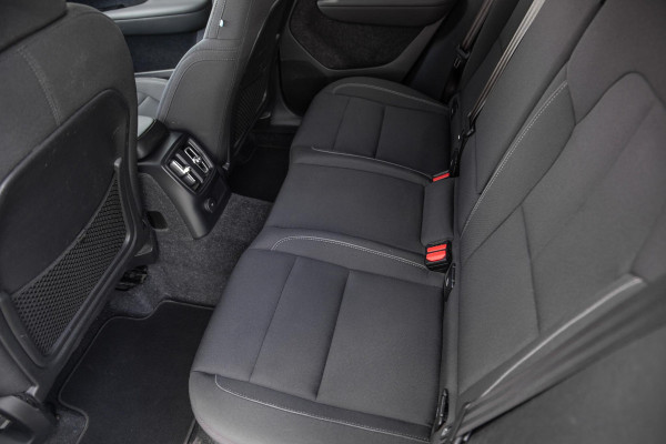 Volvo XC40 1.5 T4 Recharge Inscription AUTOMAAT / PLUG IN HYBRID / NAVI / STOELVERWARMING / CAMERA