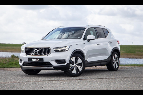 Volvo XC40 1.5 T4 Recharge Inscription AUTOMAAT / PLUG IN HYBRID / NAVI / STOELVERWARMING / CAMERA