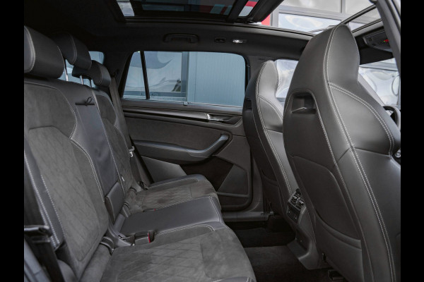 Škoda Kodiaq 1.5 TSI Sportline Business Panoramadak|Trekhaak|Stoelverwarming|Memory|Camera
