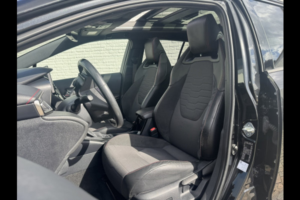 Toyota Corolla Touring Sports 2.0 Hybrid GR-Sport Plus Panorama dak 18" velgen Camera JBL Dodehoek detectie