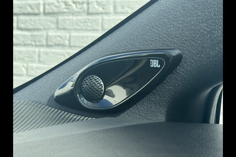 Toyota Corolla Touring Sports 2.0 Hybrid GR-Sport Plus Panorama dak 18" velgen Camera JBL Dodehoek detectie