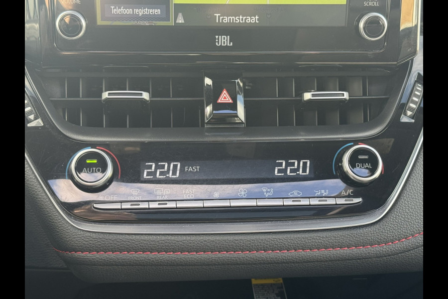 Toyota Corolla Touring Sports 2.0 Hybrid GR-Sport Plus Panorama dak 18" velgen Camera JBL Dodehoek detectie