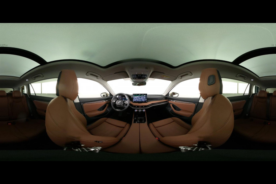 Škoda Superb First Edition Combi 1.5 TSI m-HEV 150pk DSG-7 | Panoramadak | Leder | Light & View |