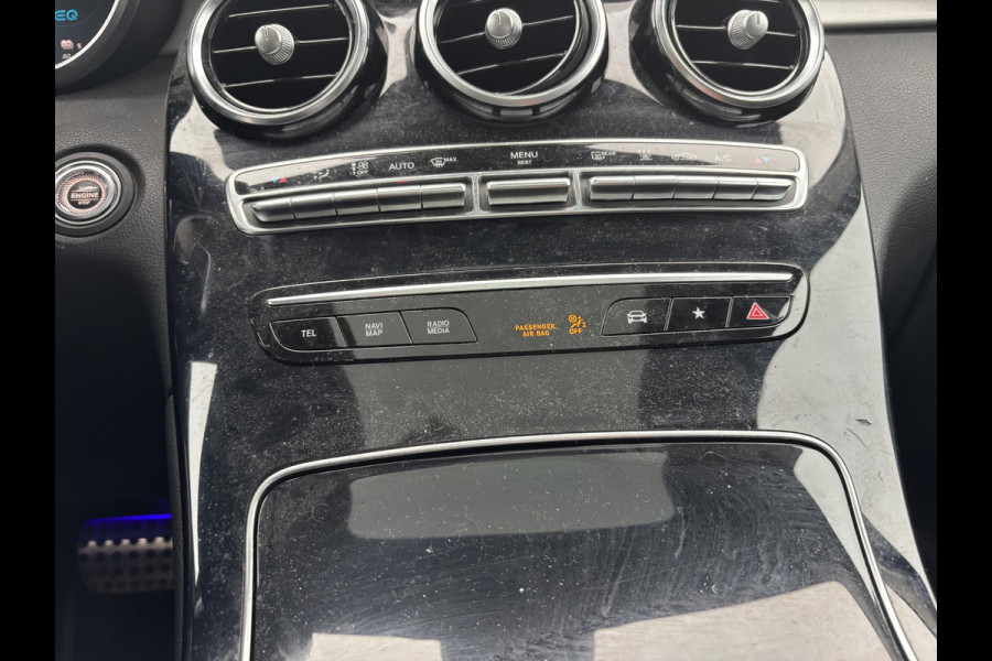 Mercedes-Benz GLC 300e 4MATIC AMG Line | Bellen voor bezichtiging | SCI | 320pk PHEV | Panormadak | Afneembare Trekhaak | Burmester Audio | Stoelverwarming |  Achteruitrijcamera