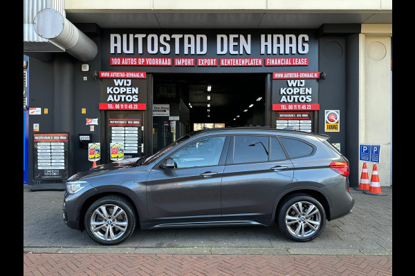 BMW X1 SDrive20i High Executive Leer Navi Camera Pano