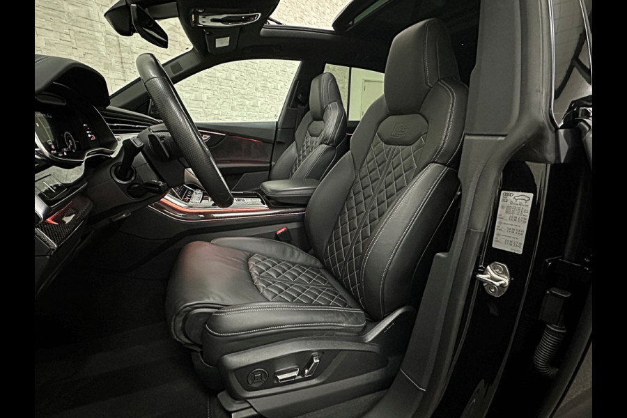 Audi Q8 60e 462PK Competition Plus | RS-Seats | Carbon | B&O | 360 Camera | ACC | Panorama | Nachtzicht | Valcona Leder | Trekhaak 3500kg | Head-Up | Luchtvering | Keyless-Entry |Tour-Pakket | Lane & Side assist | Bovag Garantie.