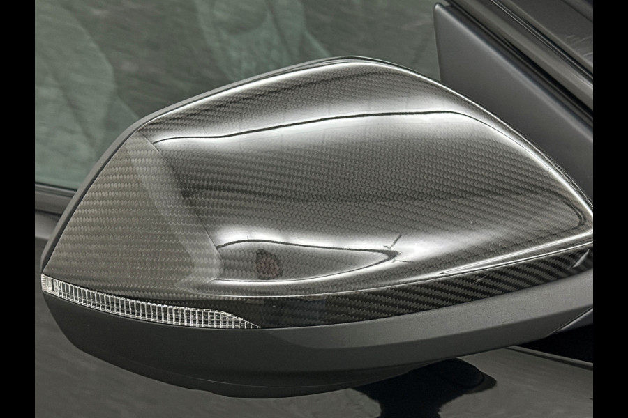 Audi Q8 60e 462PK Competition Plus | RS-Seats | Carbon | B&O | 360 Camera | ACC | Panorama | Nachtzicht | Valcona Leder | Trekhaak 3500kg | Head-Up | Luchtvering | Keyless-Entry |Tour-Pakket | Lane & Side assist | Bovag Garantie.