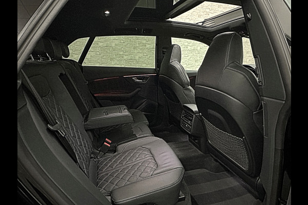 Audi Q8 60e 462PK Competition Plus | RS-Seats | Carbon | B&O | 360 Camera | ACC | Panorama | Nachtzicht | Valcona Leder | Trekhaak 3500kg | Head-Up | Luchtvering | Keyless-Entry |Tour-Pakket | Lane & Side assist | Bovag Garantie.