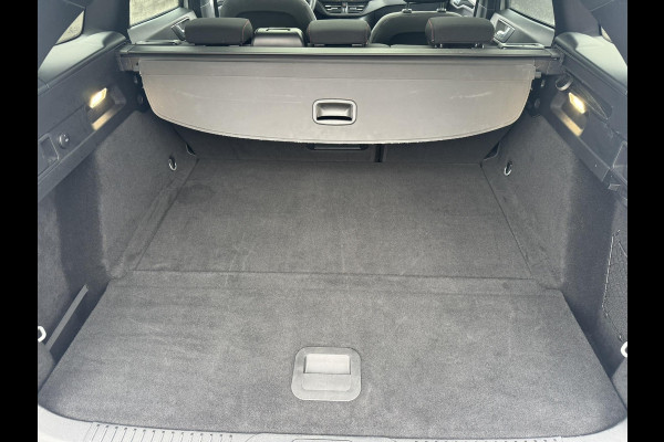 Ford FOCUS Wagon 1.0 EcoBoost Hybrid ST Line X | 155pk | Trekhaak afneembaar | Panoramadak | Bang&Olufsen | Adaptive cruise control | Winter Pack | All season banden | Camera